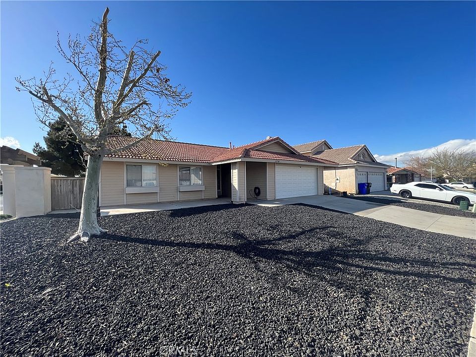 1st image of 12750 Silver Spur Way