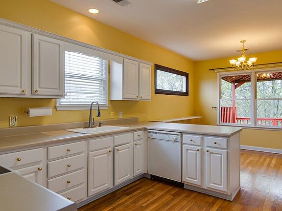 5th image of 6745 Autumnwood Dr