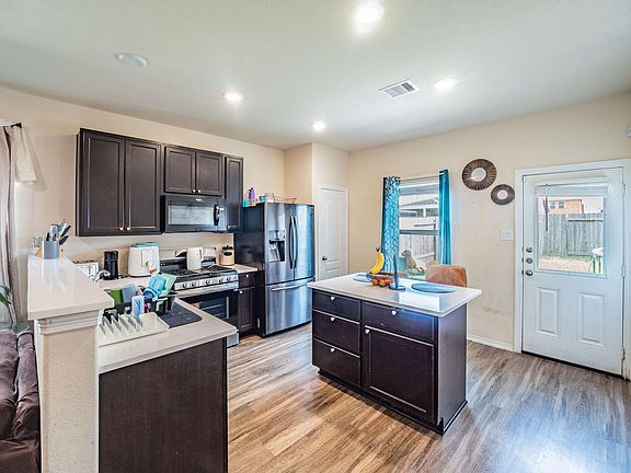 5th image of 13247 Montane Manor Ln