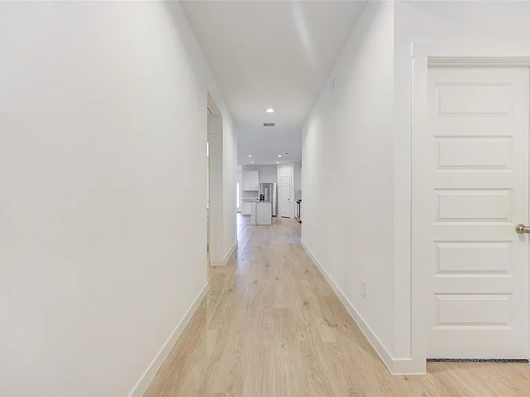 2732 Misty Elm Ln — Photo 5