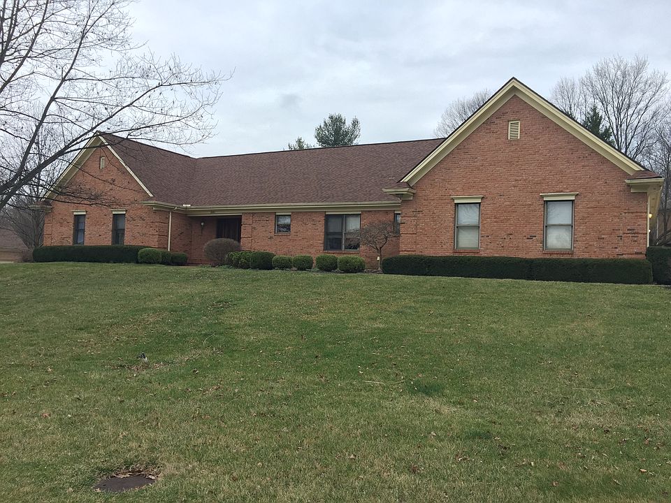 1st image of 380 Lincoln Cir