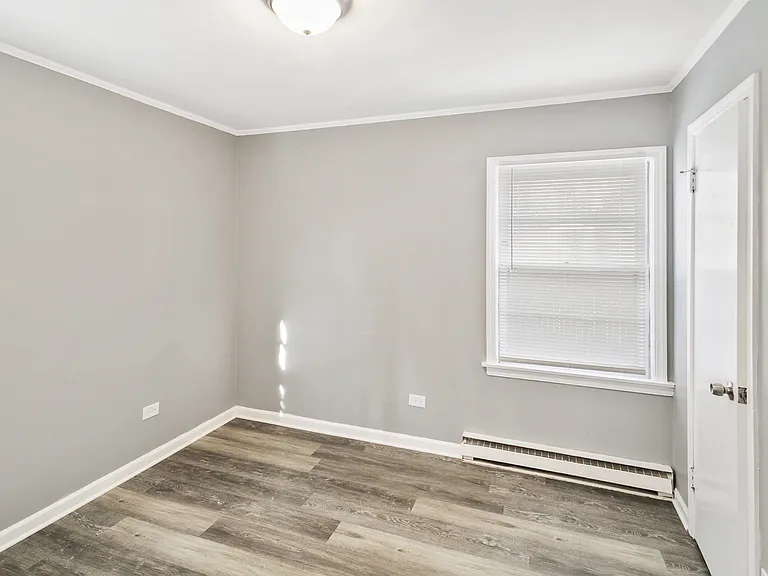 17306 Holmes Ave — Photo 6
