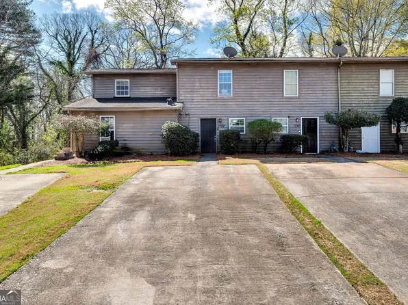 1722 Wynndowne Trl SE, Smyrna, GA 30080