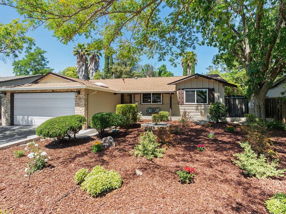 1st image of 613 Ginden Dr