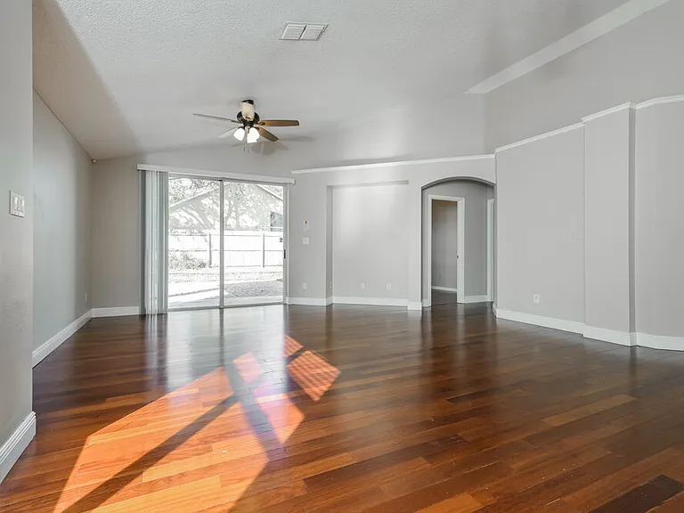 2161 Fennell St — Photo 3
