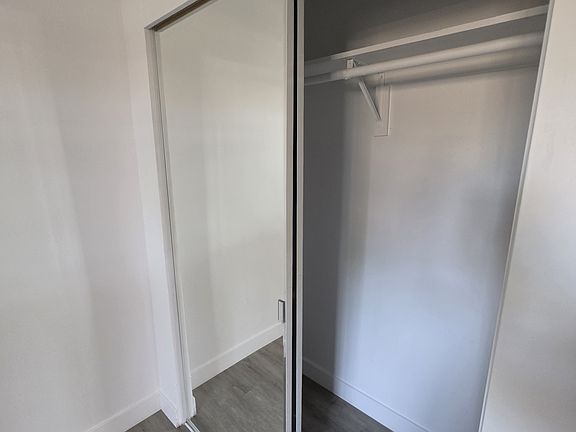 5th image of 4109 Eileen St #B