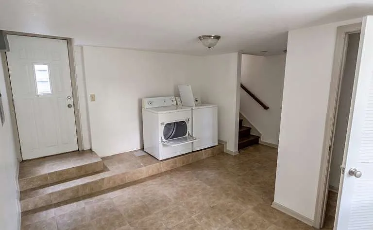 5204 Brookside Blvd — Photo 18