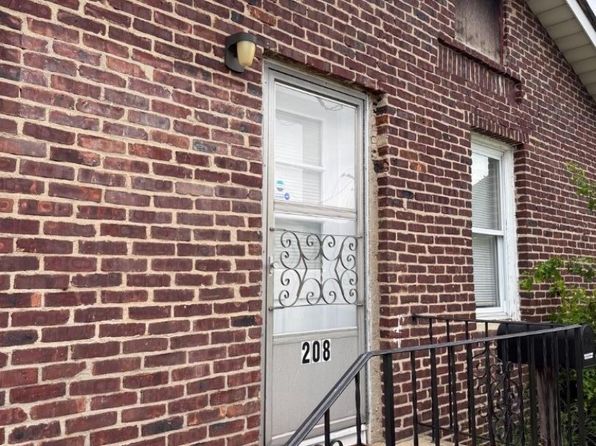 208 Bell Ave #3