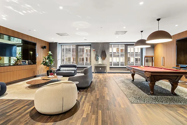 Rented by Compass | media 28