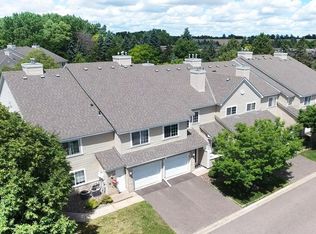 2240 Ranchview Ln N Unit 80, Plymouth, MN 55447