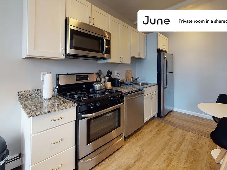 36 N Bennet St #B — Photo 7