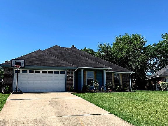 2nd image of 1632 Williamsburg Dr