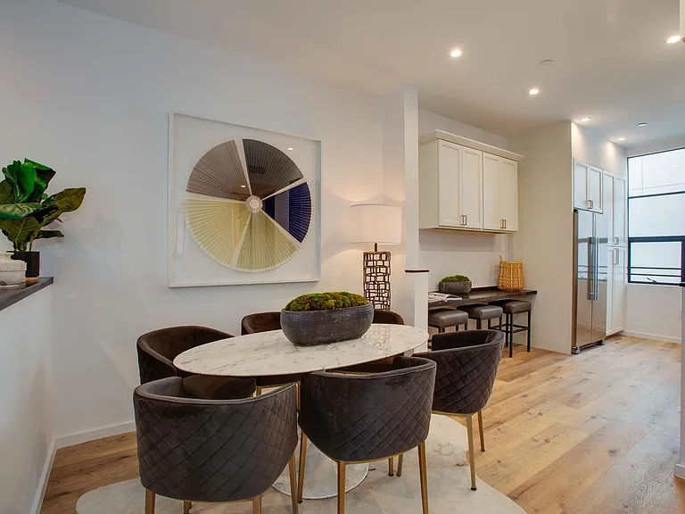 1254 N Las Palmas Ave #7 — Photo 12