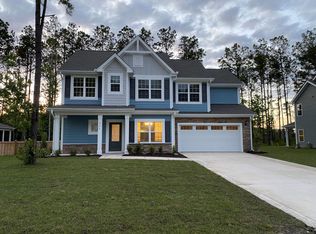 371 W Goldeneye Ln, Sneads Ferry, NC 28460