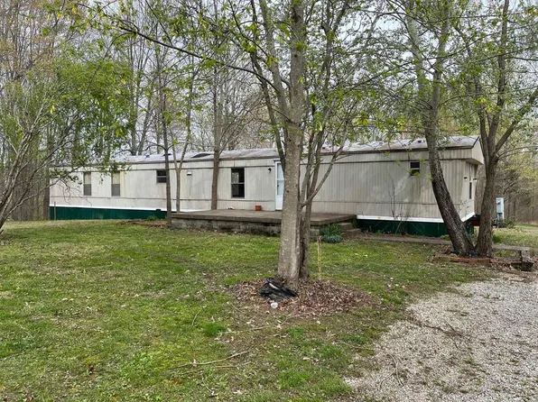 900 Oak Hill Rd, Brownsville, KY 42210
