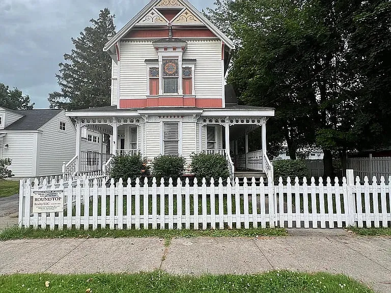 21 Willett St — Photo 14