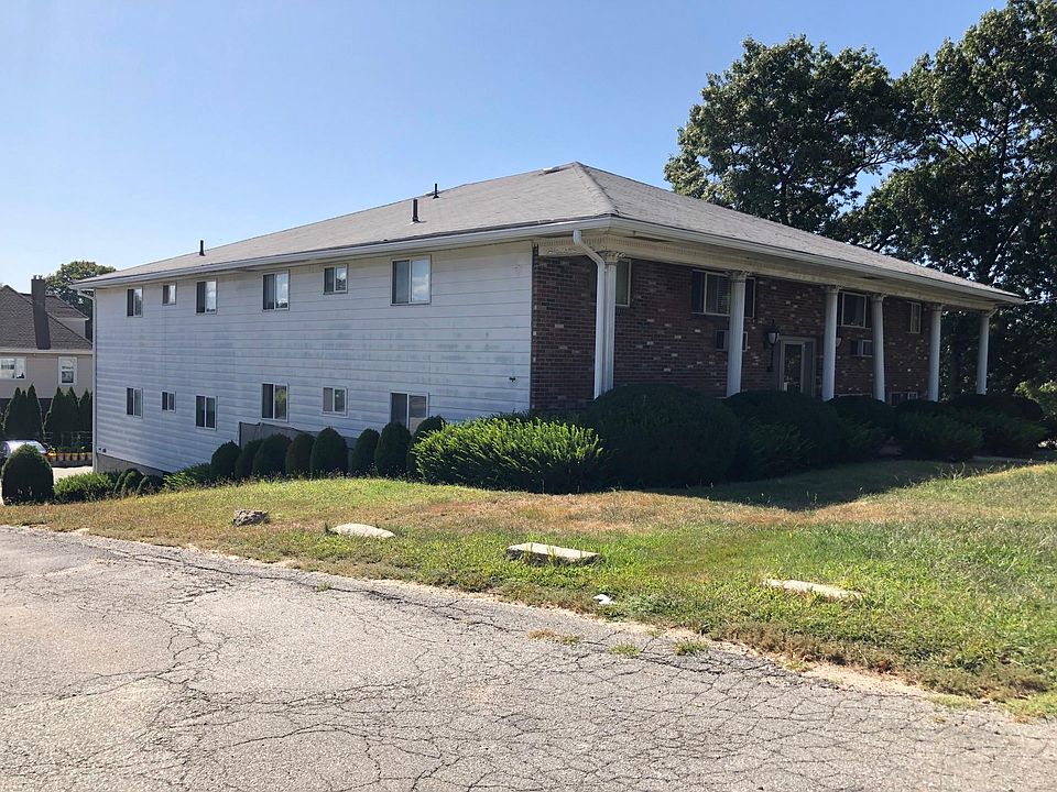 1st image of 33 South St APT 4
