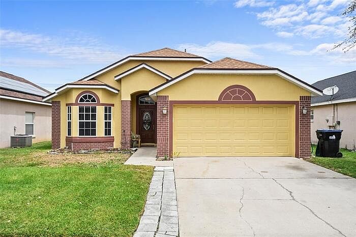 1st image of 313 Sikes Ct