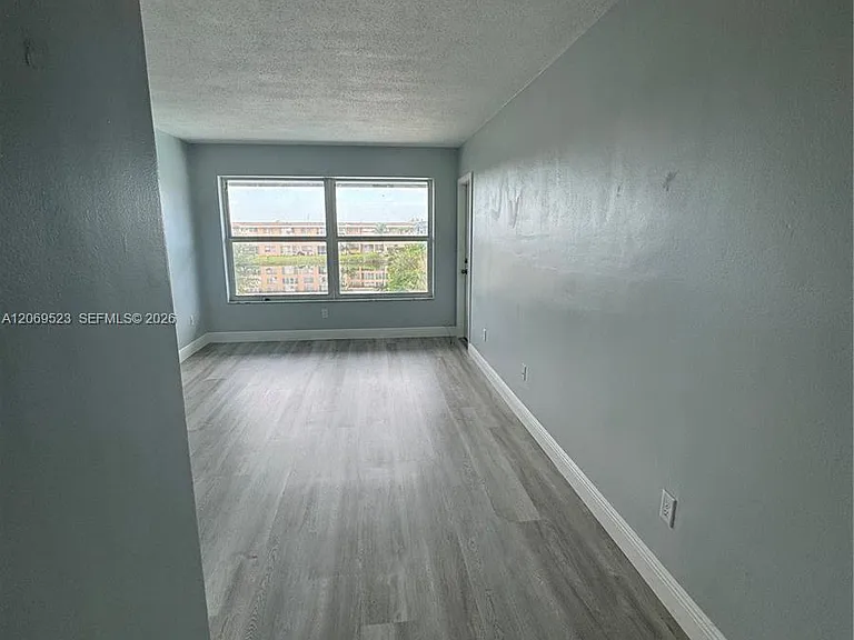 1398 NE 191st St #C305 — Photo 23