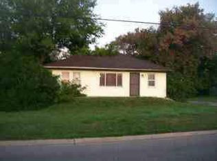 1530 S Graham Rd, Flint, MI 48532