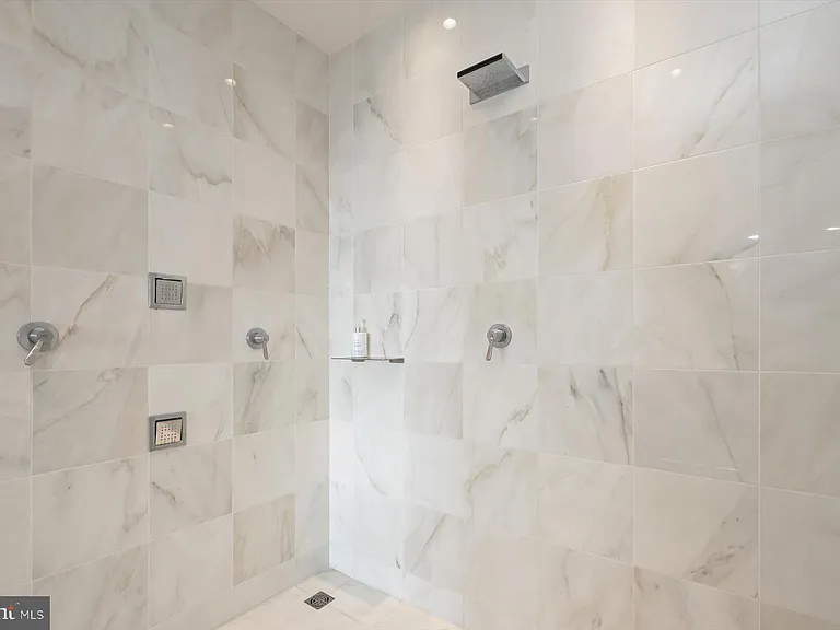 100 Harborview Dr #1901 — Photo 36