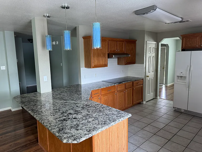 5423 Coach Stop Dr — Photo 14