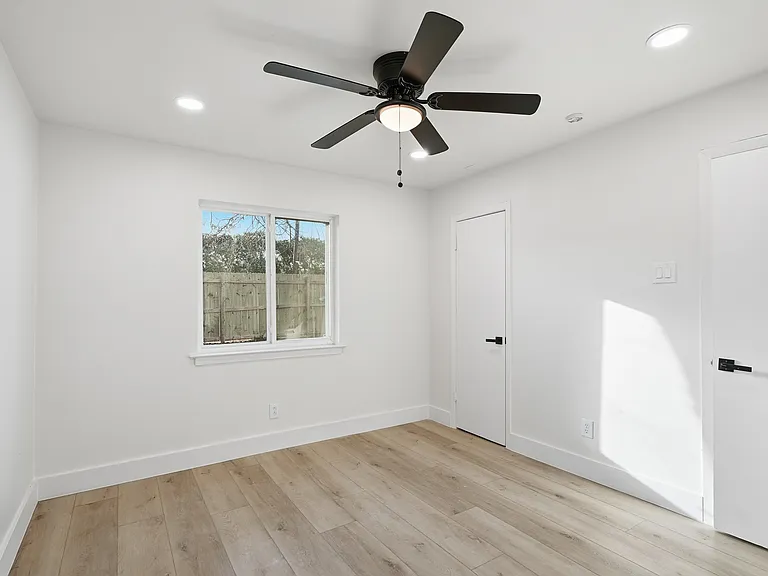 1721 R Ave #1723 — Photo 11