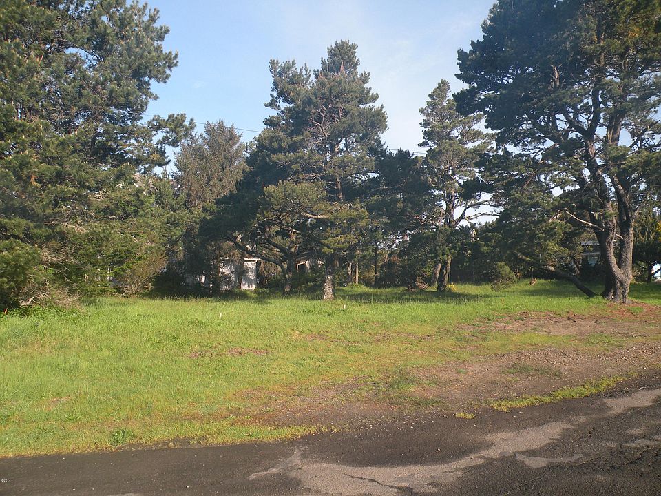 2nd image of 606 Corvallis Ave