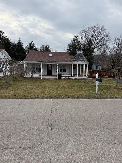 1st image of 45 Sawyer Ave