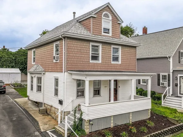 279 Palmer St, New Bedford, MA 02740