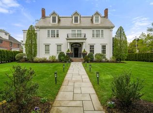 1005 Centre St, Newton, MA 02459