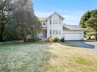 1480 Town Line Rd, Lancaster, NY 14086