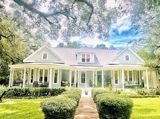 106 S Live Oak St, Geneva, AL 36340