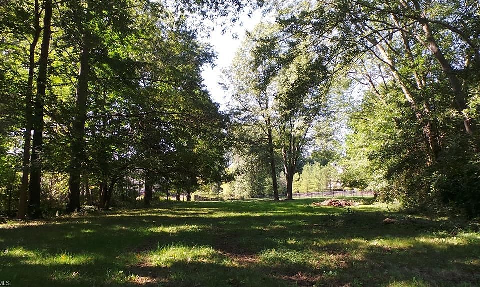 2nd image of 4486 Bailus Rd