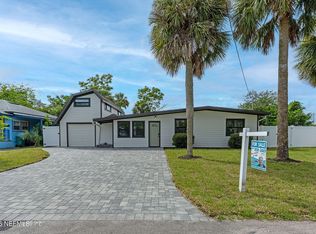 571 Hopkins St, Neptune Beach, FL 32266