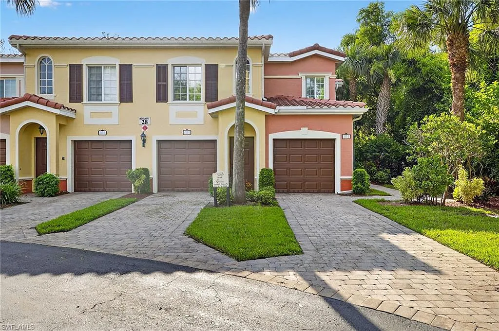 1 bed, 1.5 bath, 1170 sqft, $1,800 — Photo 1