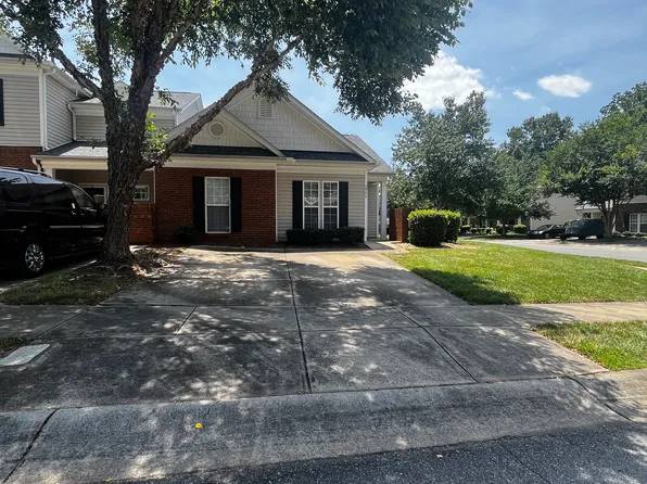 1504 Sylvia Ct, Charlotte, NC 28205