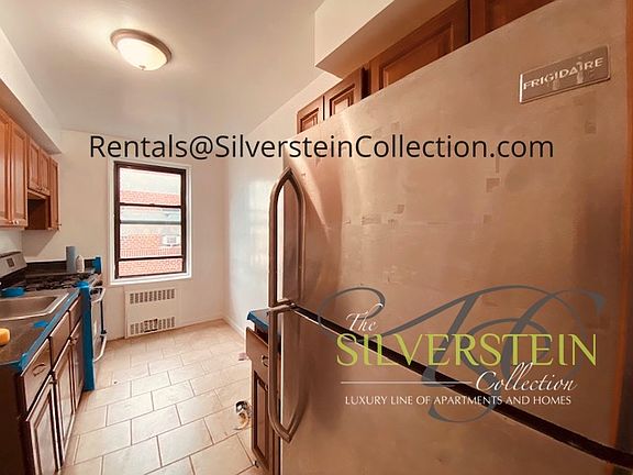 3rd image of 35-05 Parsons Blvd #7CC