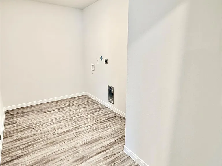 1395 Road 5102 — Photo 17