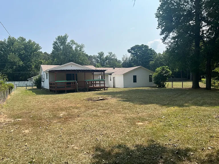 511 Bailey St — Photo 19
