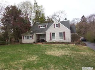 350 N Ocean Ave, Patchogue, NY 11772