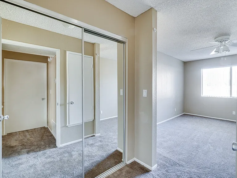 Highlander Park Apartments — Photo 30