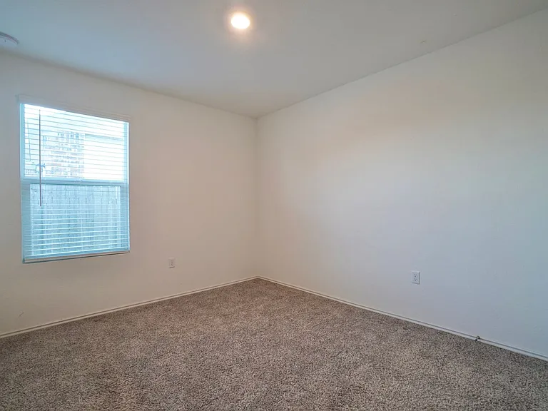 10709 Steinbeck Dr — Photo 24