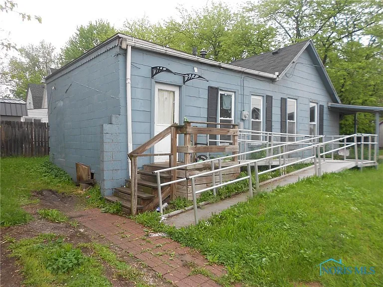 678 Congress St — Photo 4