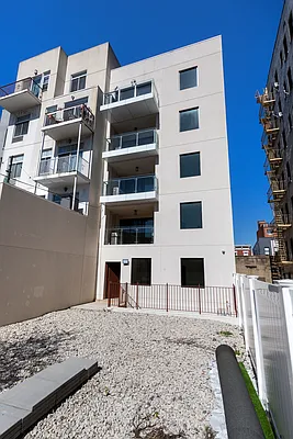 Rented by NY Space Finders Inc. | media 10