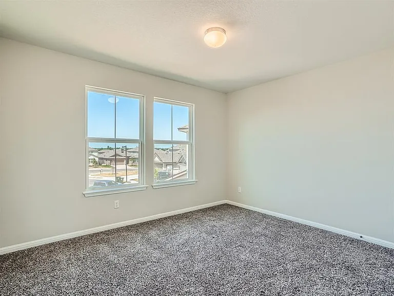 513 Evening Star Cv — Photo 17