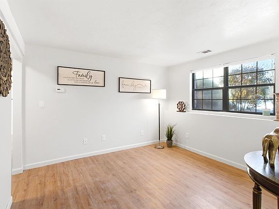 2nd image of 8 Jackson St #B1
