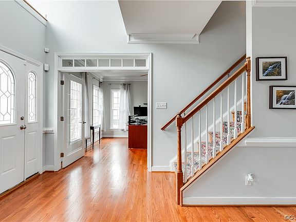 5th image of 4613 Brookemere Dr