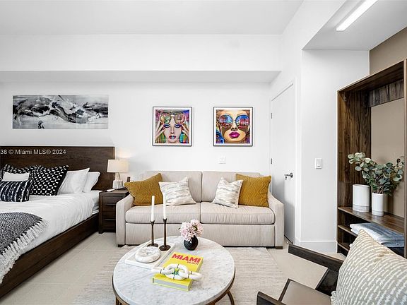 3rd image of 601 NE 1st Ave #Penthouse 5112