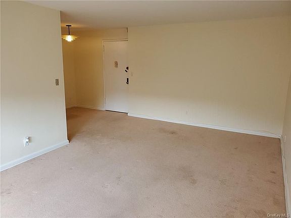 3rd image of 2 Sadore Ln APT 5A